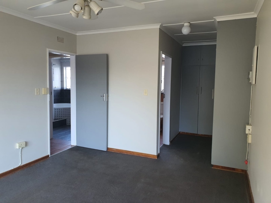 To Let 3 Bedroom Property for Rent in Fichardt Park Free State